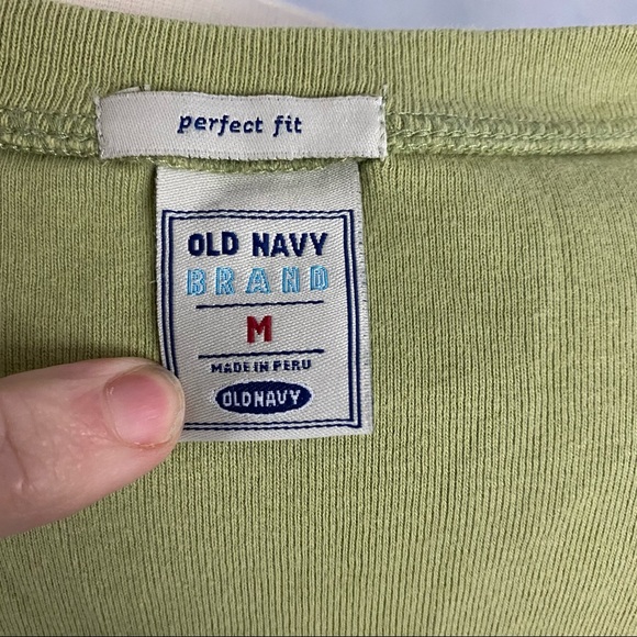 Old Navy Perfect Fit Tee Green Size Medium - Picture 3 of 3